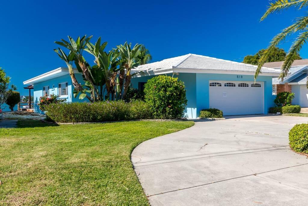 Amazing Water Front View Home Newly Renovated 3Bd 2Bth Clearwater Beach Exterior photo